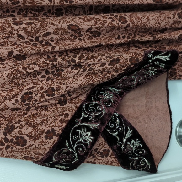 Soft Surroundings Tuscany Tunic Exaggerated Overlapping Velvet Trim Sleeve Size - Picture 8 of 10